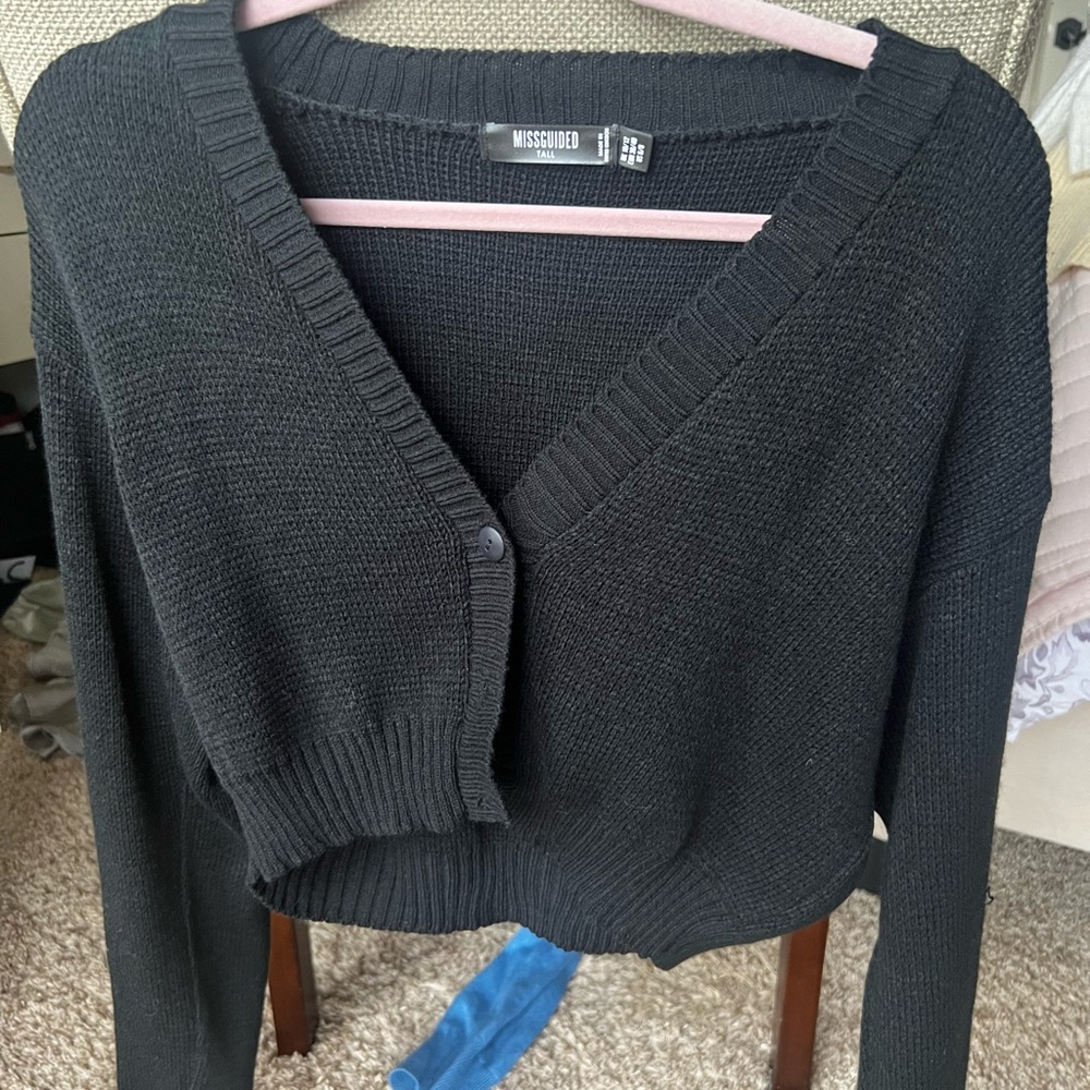 Missguided black cropped cardigan - size 6/8 or medium